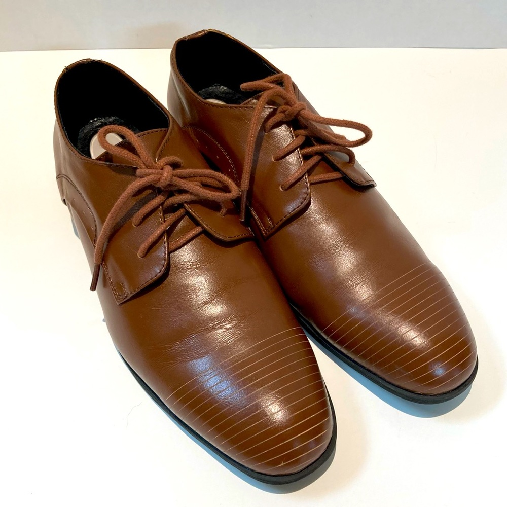 Kenneth Cole dress shoes